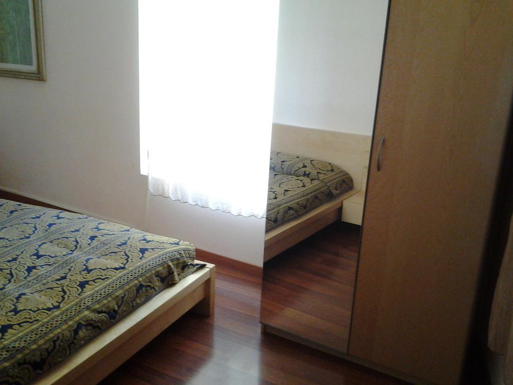 Hotel Perla โบโลญญา ภายนอก รูปภาพ