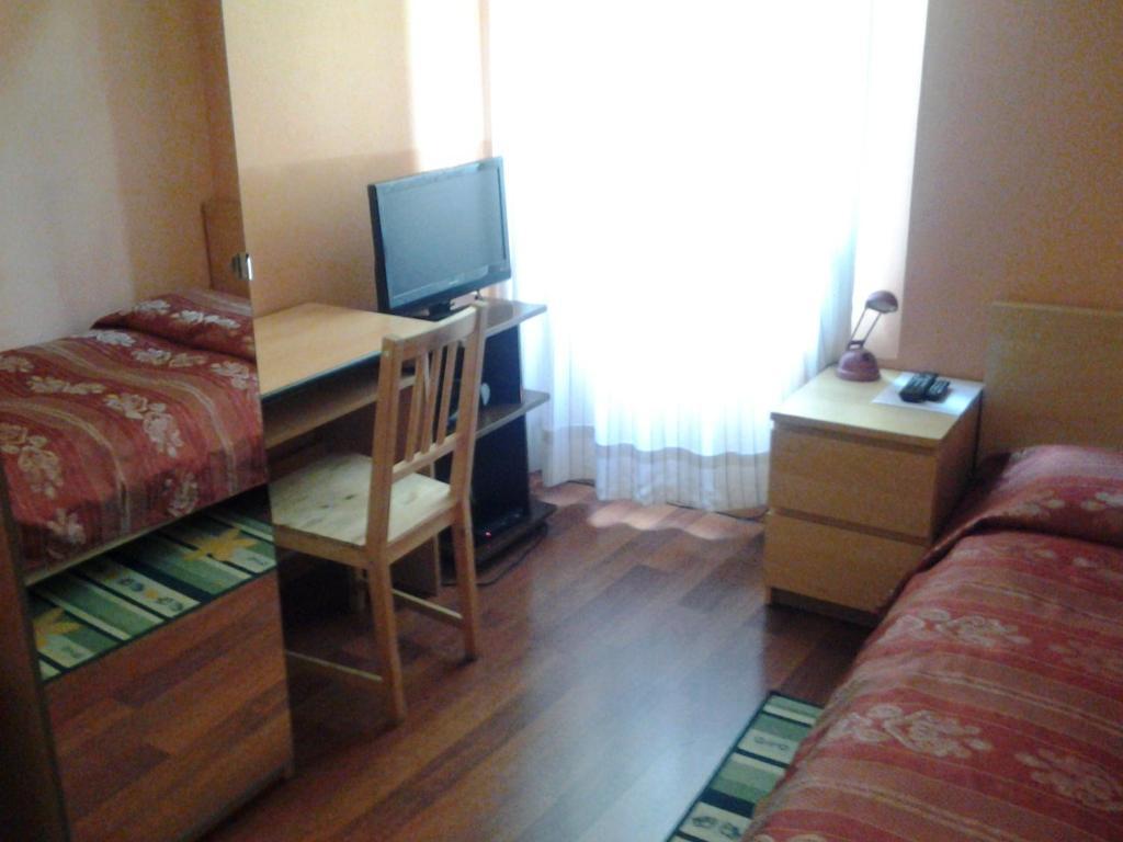 Hotel Perla โบโลญญา ภายนอก รูปภาพ